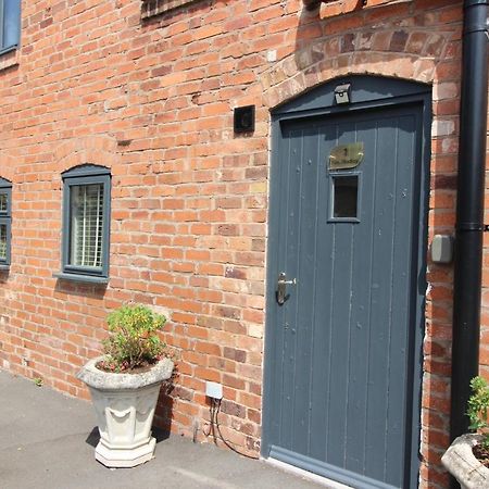 1 Fox Studios Much Wenlock Exterior photo